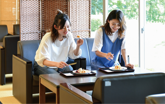 味わい処ささの家 - そば・うどん・定食・丼もの・おつまみ・デザートなど、豊富なメニューを提供しています。大広までゆっくりとお食事が楽しめます。